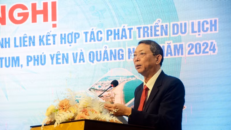 Ông Trần Văn Thanh, Giám đốc Sở Du lịch Bình Định phát biểu tại hội nghị. Ông Trần Văn Thanh, Giám đốc Sở Du lịch Bình Định phát biểu tại hội nghị.