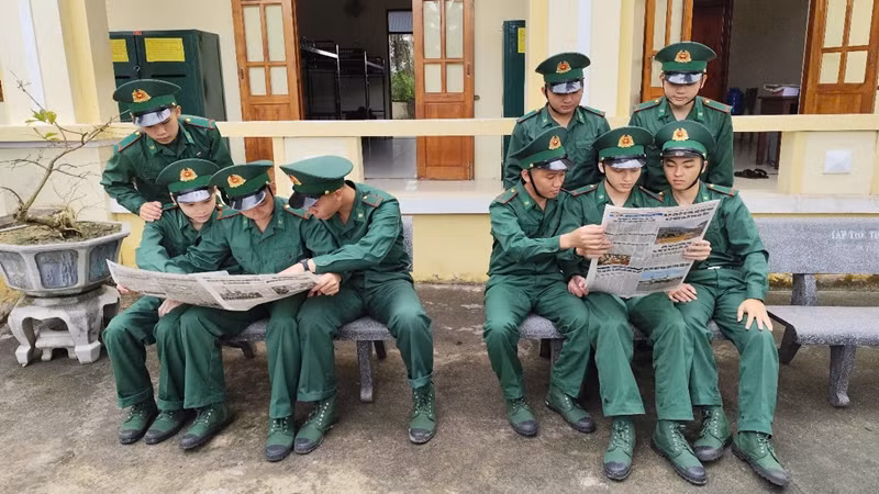 Sinh hoạt văn hóa tại đơn vị. Sinh hoạt văn hóa tại đơn vị.