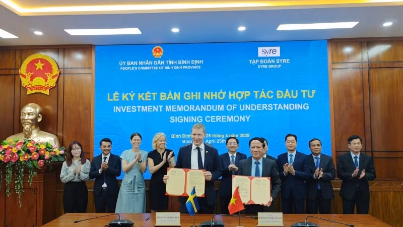Hai bên ký kết biên bản ghi nhớ hợp tác đầu tư. Hai bên ký kết biên bản ghi nhớ hợp tác đầu tư.