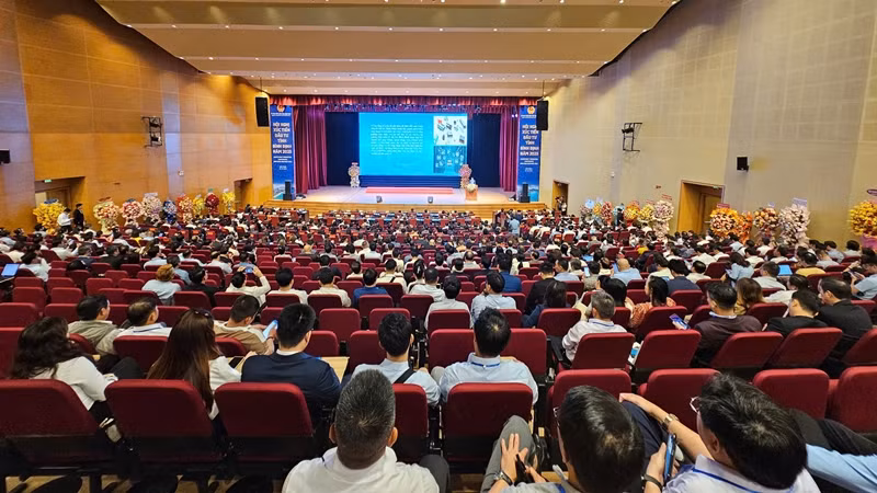 Quang cảnh hội nghị.