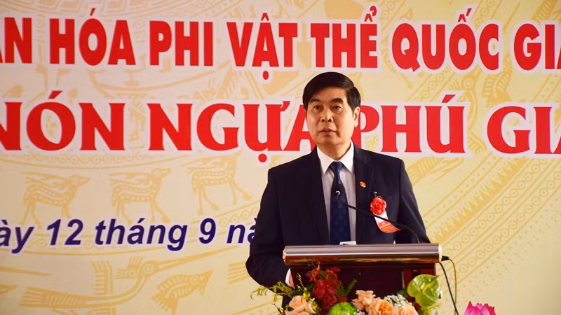 Phó Chủ tịch Ủy ban nhân dân tỉnh Bình Định Lâm Hải Giang phát biểu ý kiến tại buổi lễ.