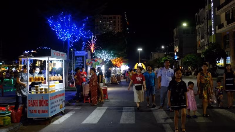 Chợ đêm Quy Nhơn.
