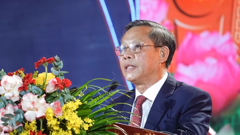 Bí thư Thị ủy Hoài Nhơn Phạm Trương xúc động phát biểu tại lễ kỷ niệm.