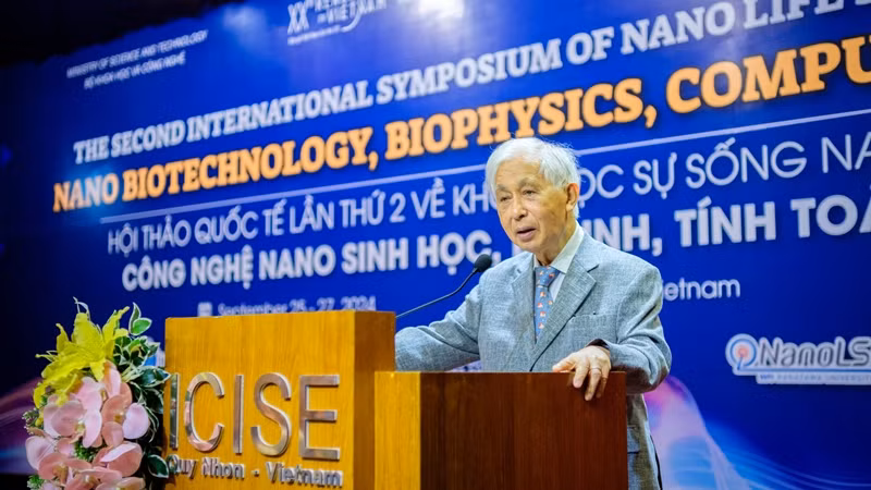 Giáo sư Trần Thanh Vân, Chủ tịch Hội Khoa học Gặp gỡ Việt Nam phát biểu tại hội thảo. Giáo sư Trần Thanh Vân, Chủ tịch Hội Khoa học Gặp gỡ Việt Nam phát biểu tại hội thảo.