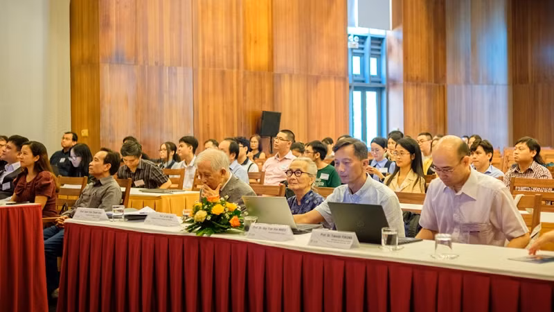 Hội thảo có sự tham dự của nhiều nhà khoa học hàng đầu thế giới. Hội thảo có sự tham dự của nhiều nhà khoa học hàng đầu thế giới.