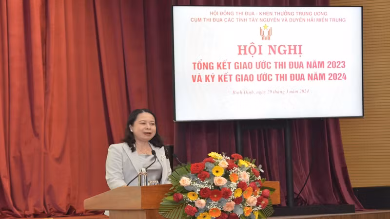 Quyền Chủ tịch nước Võ Thị Ánh Xuân phát biểu chỉ đạo tại hội nghị. Quyền Chủ tịch nước Võ Thị Ánh Xuân phát biểu chỉ đạo tại hội nghị.