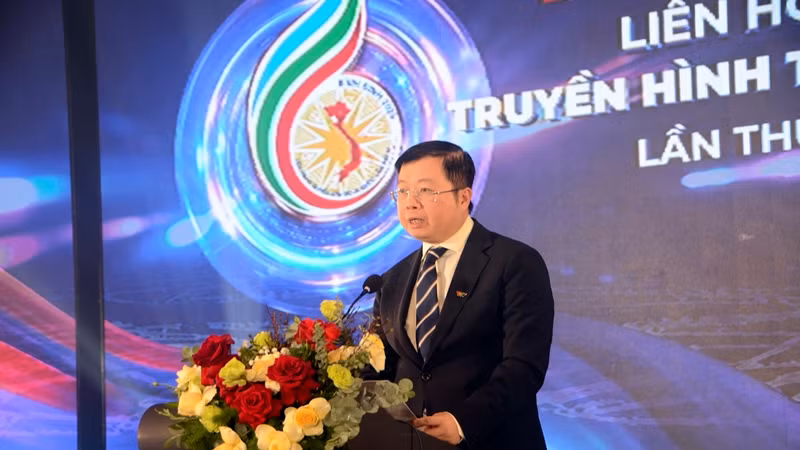 Giám đốc Đài Truyền hình Việt Nam Nguyễn Thanh Lâm phát biểu tại liên hoan. Giám đốc Đài Truyền hình Việt Nam Nguyễn Thanh Lâm phát biểu tại liên hoan.
