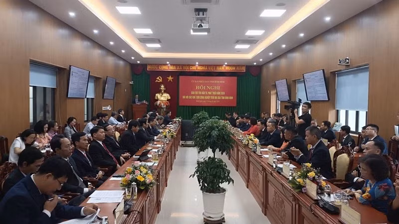 Toàn cảnh hội nghị.