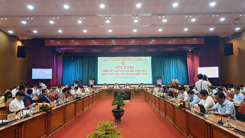 Quang cảnh hội nghị.