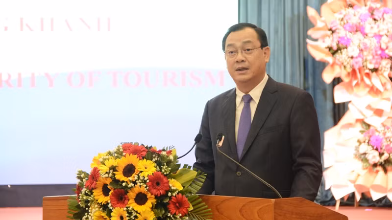 Ông Nguyễn Trùng Khánh, Cục trưởng Du lịch Quốc gia Việt Nam (Bộ Văn hóa, Thể thao và Du lịch) đã có những chia sẻ quý báu tại hội nghị. Ông Nguyễn Trùng Khánh, Cục trưởng Du lịch Quốc gia Việt Nam (Bộ Văn hóa, Thể thao và Du lịch) đã có những chia sẻ quý báu tại hội nghị.