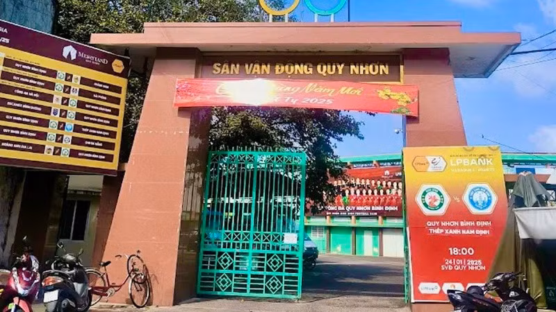 Sân vận động Quy Nhơn mở cửa tự do ba trận cuối V.League 2024/2025.
