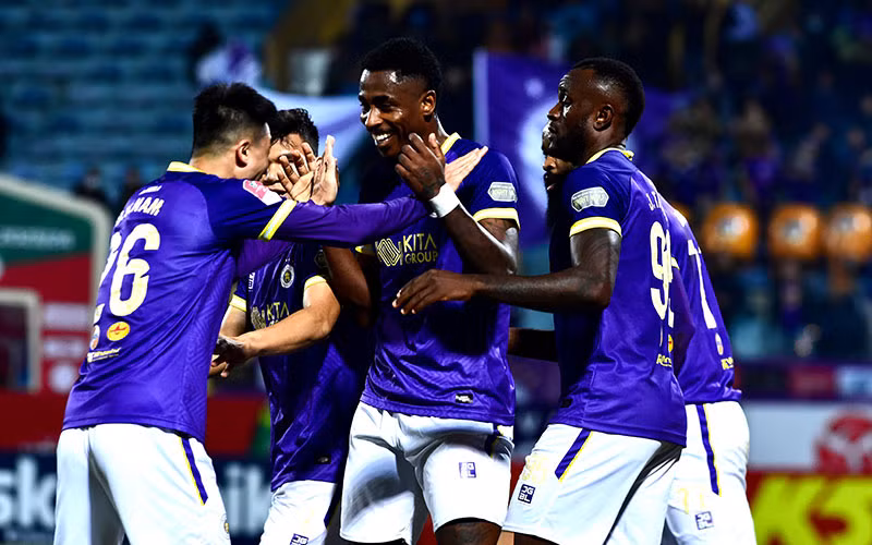 Đội Hà Nội FC thắng Thể Công Viettel với tỷ số 2-0. (Ảnh TRẦN HẢI)