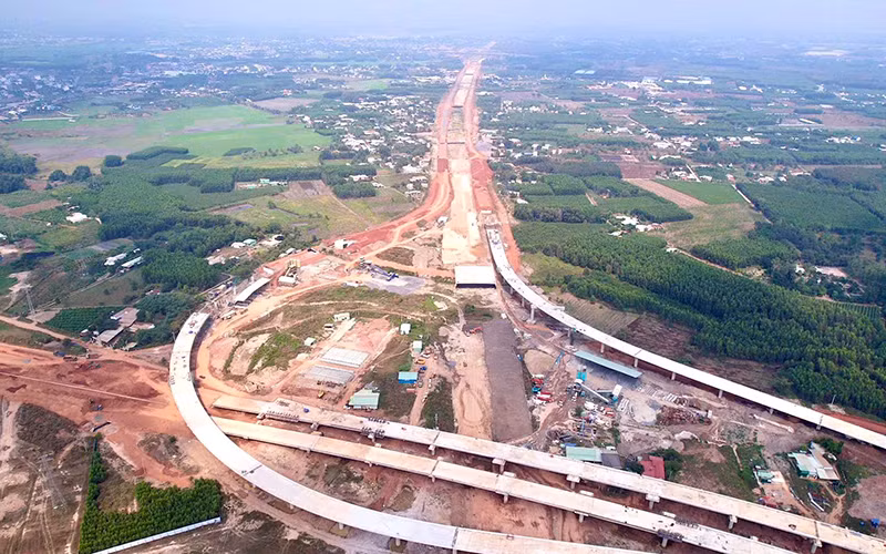 Đường T1, T2 kết nối sân bay Long Thành đang được gấp rút thi công.
