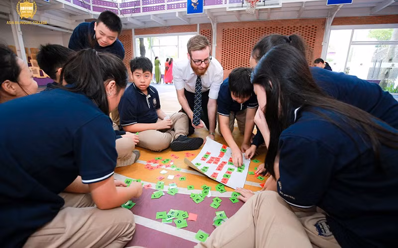 Một tiết học ngoại khóa tại Trường tiểu học, trung học cơ sở, trung học phổ thông Á Châu, thành phố Biên Hòa, tỉnh Đồng Nai.