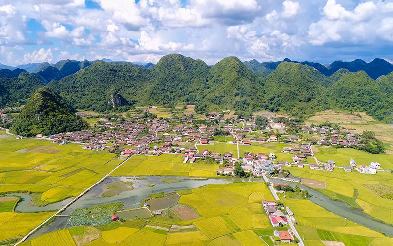 Thung lũng mùa vàng huyện Bắc Sơn, Lạng Sơn, nơi có nhiều di sản địa chất.