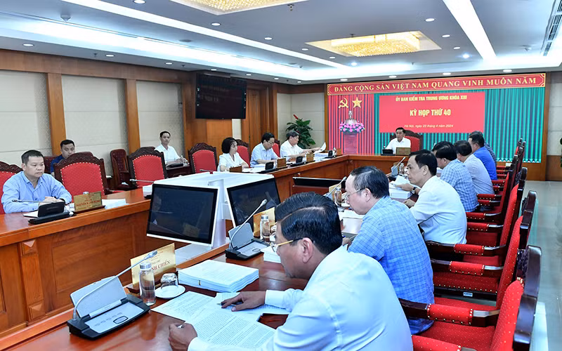 Quang cảnh Kỳ họp thứ 40 của Ủy ban Kiểm tra Trung ương Đảng. (Ảnh ĐĂNG KHOA) 