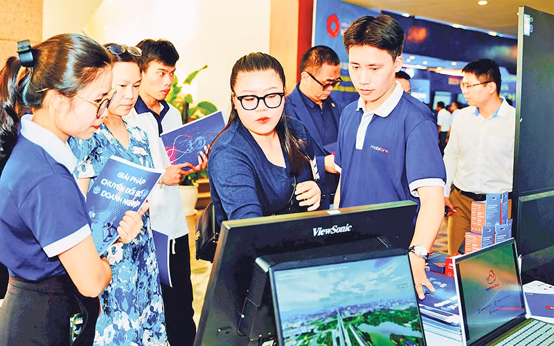 Phát triển khoa học, công nghệ, đổi mới sáng tạo và chuyển đổi số là giải pháp quan trọng để thành phố Hải Phòng phát triển nhanh, bền vững.