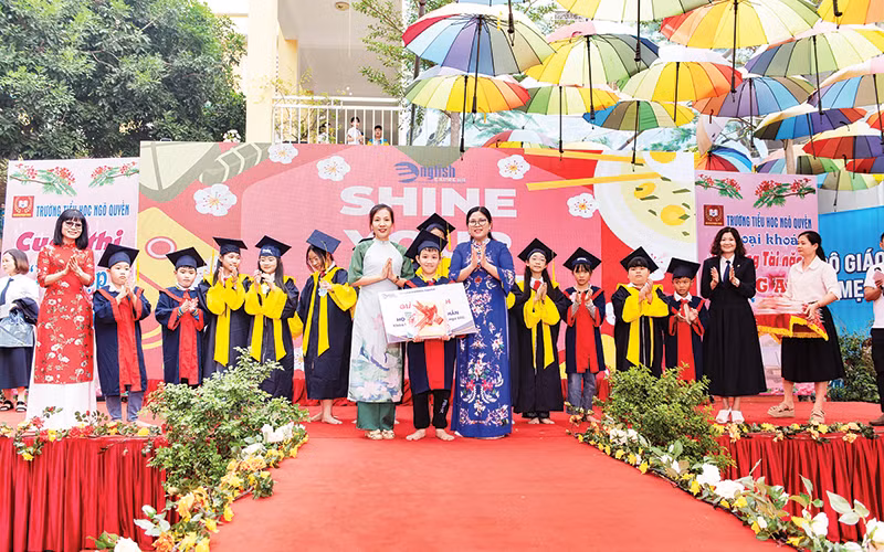 Cuộc thi Tỏa sáng tài năng tiếng Anh và Tin học của Trường tiểu học Ngô Quyền, thành phố Vĩnh Yên.