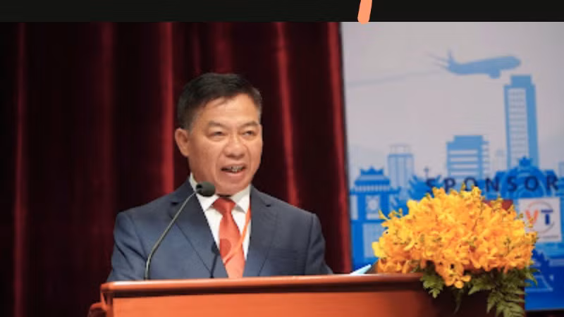 Đại sứ Nguyễn Huy Tăng: “Đây là diễn đàn có nhiều ý nghĩa, giúp cho doanh nghiệp, nhà đầu tư hai nước tìm hiểu cơ hội đầu tư, kinh doanh tại thị trường mỗi nước trong lĩnh vực thương mại điện tử và kinh tế số, góp phần thúc đẩy quan hệ hợp tác kinh tế ngày càng phát triển giữa Việt Nam và Campuchia trong thời gian tới”. Đại sứ Nguyễn Huy Tăng: “Đây là diễn đàn có nhiều ý nghĩa, giúp cho doanh nghiệp, nhà đầu tư hai nước tìm hiểu cơ hội đầu tư, kinh doanh tại thị trường mỗi nước trong lĩnh vực thương mại điện tử và kinh tế số, góp phần thúc đẩy quan hệ hợp tác kinh tế ngày càng phát triển giữa Việt Nam và Campuchia trong thời gian tới”.