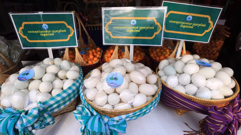 Ngoài lúa và tôm càng, trứng gia cầm cũng là một đặc sản của tỉnh (Ảnh: HUY VŨ)