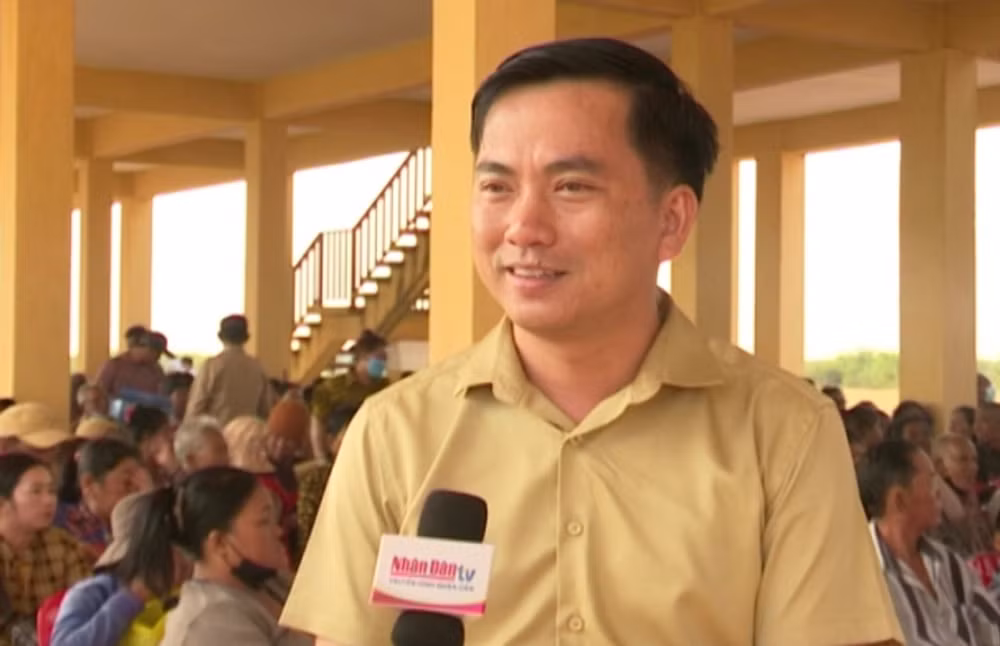 Ông Bùi Minh Tâm, Phó Chủ tịch Hội Khmer-Việt Nam chi nhánh tỉnh Kampong Chhnang (Ảnh: SƠN XINH) Ông Bùi Minh Tâm, Phó Chủ tịch Hội Khmer-Việt Nam chi nhánh tỉnh Kampong Chhnang (Ảnh: SƠN XINH)