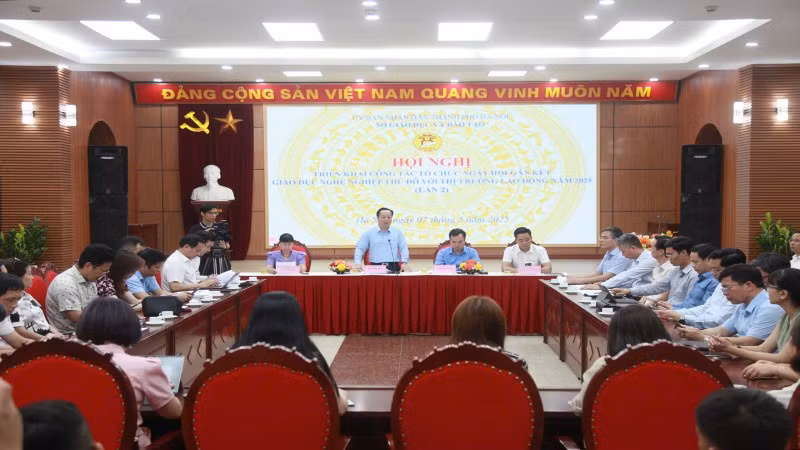 Quang cảnh hội nghị.