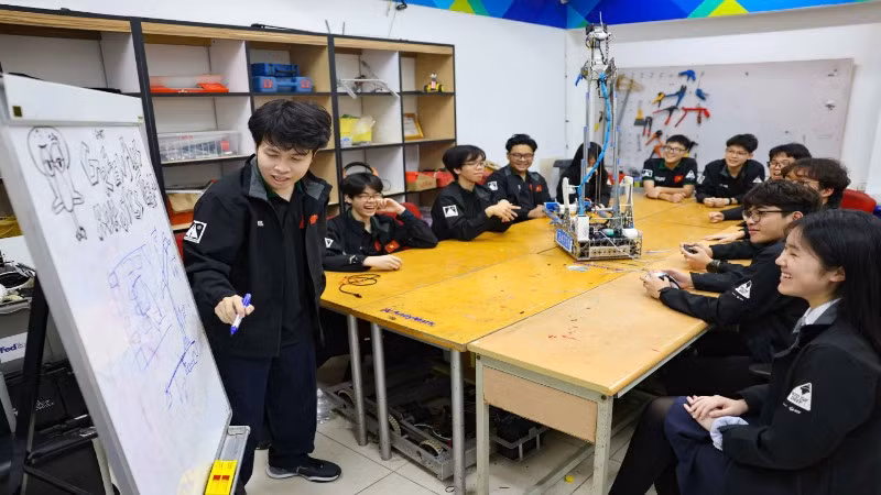 Đội tuyển GreenAms Robotics Team 24751 có sự chuẩn bị kỹ lưỡng và thi đấu hết mình.