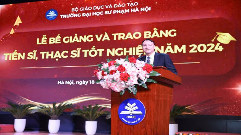 Phó Giáo sư-Tiến sĩ Nguyễn Đức Sơn, Hiệu trưởng Trường đại học Sư phạm Hà Nội phát biểu ý kiến. (Ảnh: Thanh Tùng)