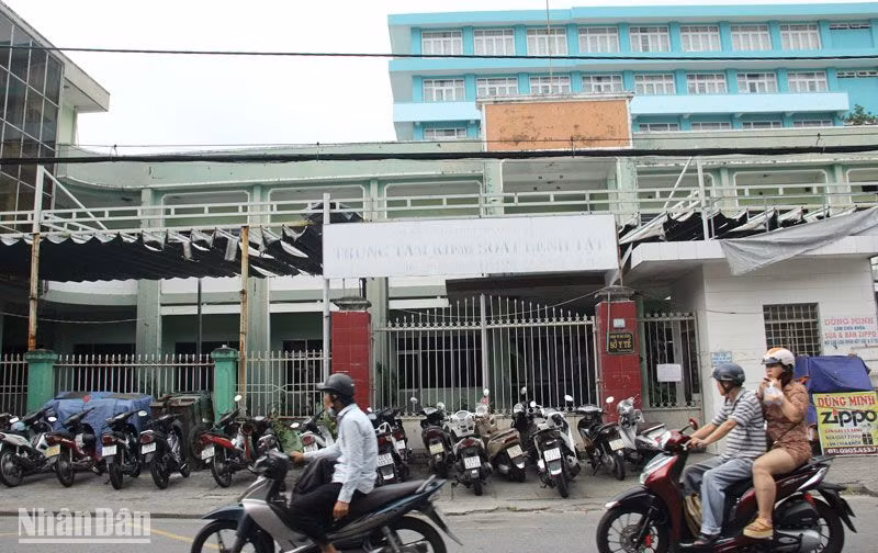 Trụ sở làm việc của Ủy ban nhân dân phường Hải Châu 1 sẽ được xây dựng tại đây. Trụ sở làm việc của Ủy ban nhân dân phường Hải Châu 1 sẽ được xây dựng tại đây.