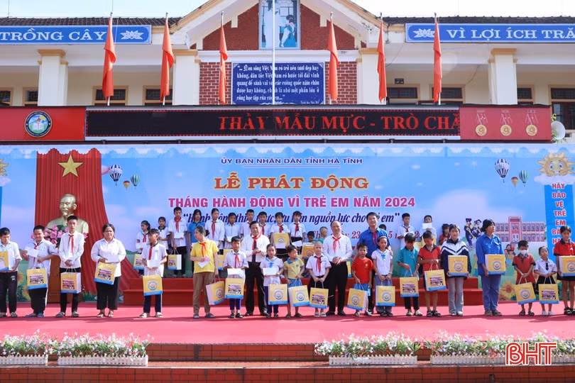 Lễ phát động Tháng hành động vì trẻ em.