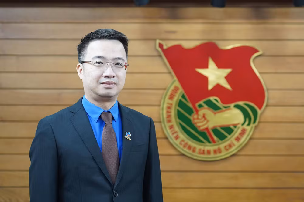 Bí thư Ban Chấp hành Trung ương Đoàn Thanh niên Cộng sản Hồ Chí Minh, Phó Chủ nhiệm thường trực Ủy ban Quốc gia về Thanh niên Việt Nam Nguyễn Tường Lâm