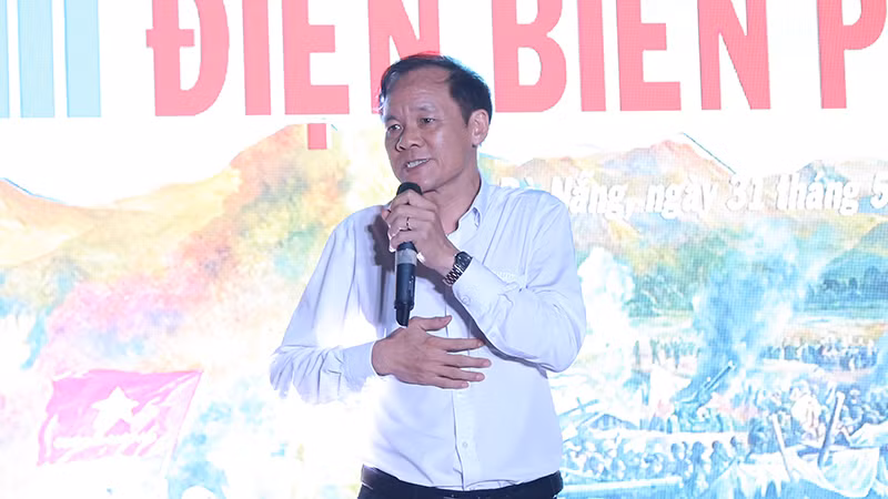 Nhà báo Uông Thái Biểu - Vụ trưởng, Trưởng Cơ quan Thường trực Báo Nhân Dân tại miền trung-Tây Nguyên phát biểu tại chương trình. Nhà báo Uông Thái Biểu - Vụ trưởng, Trưởng Cơ quan Thường trực Báo Nhân Dân tại miền trung-Tây Nguyên phát biểu tại chương trình.
