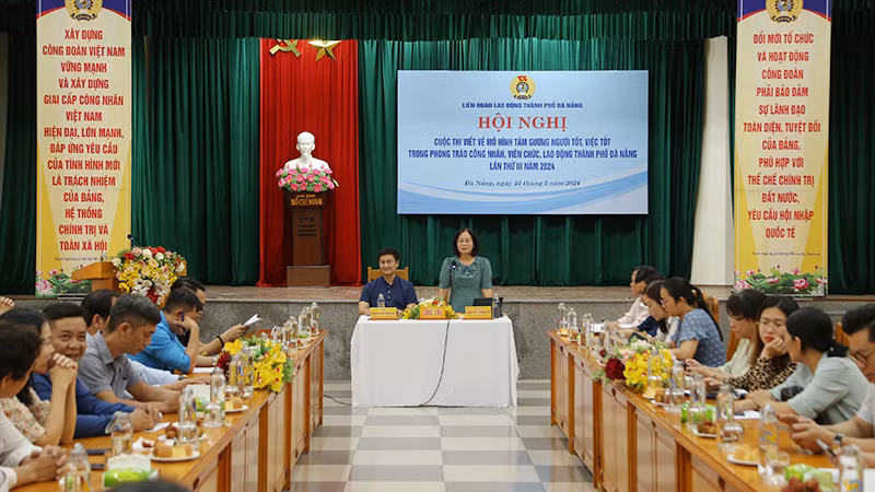 Ban tổ chức thông báo về cuộc thi.