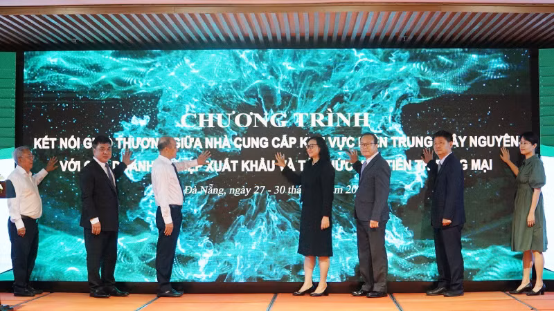 Các đại biểu khai mạc hội nghị Các đại biểu khai mạc hội nghị