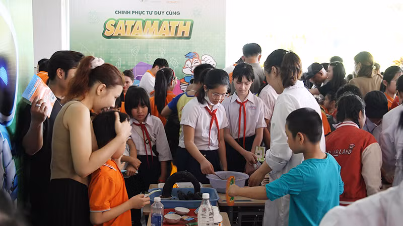 Hào hứng với các thí nghiệm hoá học