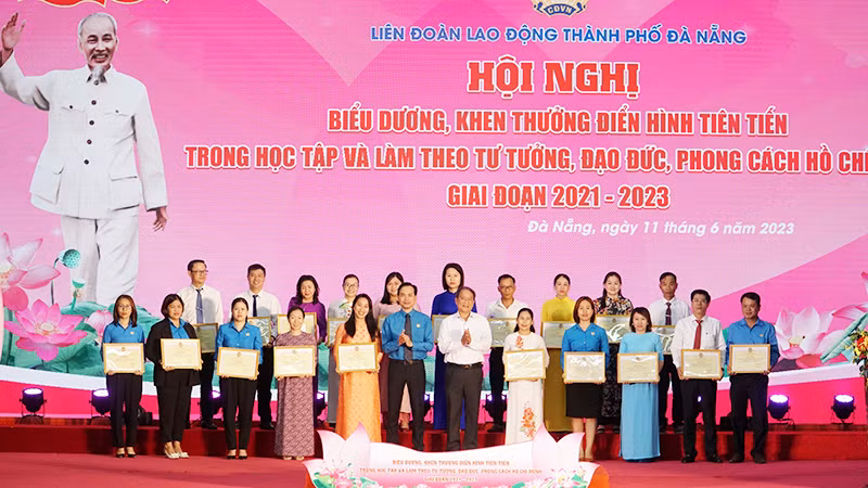 Các điển hình tiên tiến được tuyên dương 