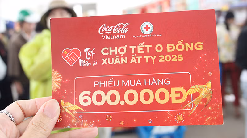 1.000 phiếu mua hàng được trao tặng.