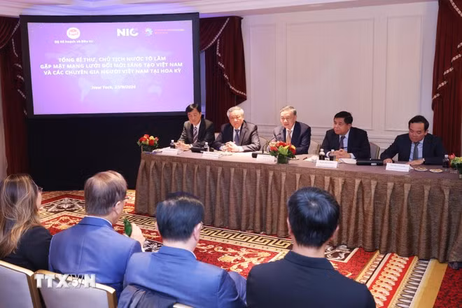 Tổng Bí thư, Chủ tịch nước Tô Lâm gặp đại diện Mạng lưới đổi mới sáng tạo. (Ảnh: TTXVN) Tổng Bí thư, Chủ tịch nước Tô Lâm gặp đại diện Mạng lưới đổi mới sáng tạo. (Ảnh: TTXVN)