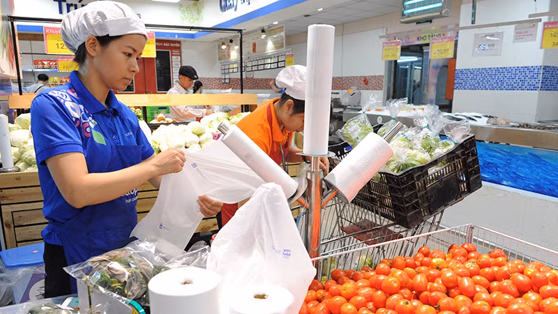 Các siêu thị đòi hỏi cao về chất lượng sản phẩm.