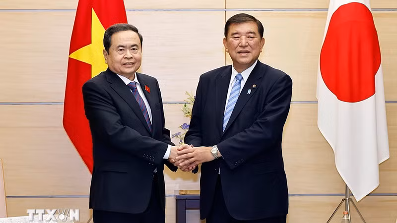 Chủ tịch Quốc hội Trần Thanh Mẫn hội kiến Thủ tướng Nhật Bản Ishiba Shigeru. (Ảnh: Doãn Tấn/TTXVN)