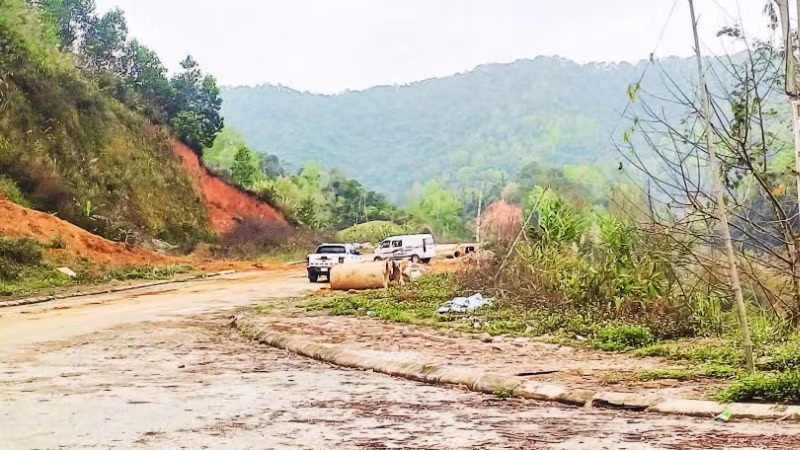 Việc chuyển đổi mục đích sử dụng rừng tự nhiên còn vướng mắc, khiến cho tiến độ giải phóng mặt bằng Khu công nghiệp Chu Trinh còn chậm, gây lãng phí nguồn lực đầu tư.