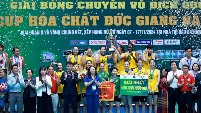 VTV Bình Điền Long An đăng quang chức vô địch quốc gia 2024, tháng 11/2024. (Ảnh VFV)