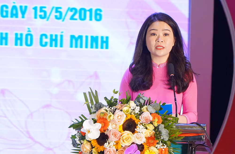 Đồng chí Chu Hồng Minh phát biểu ý kiến tại buổi lễ.