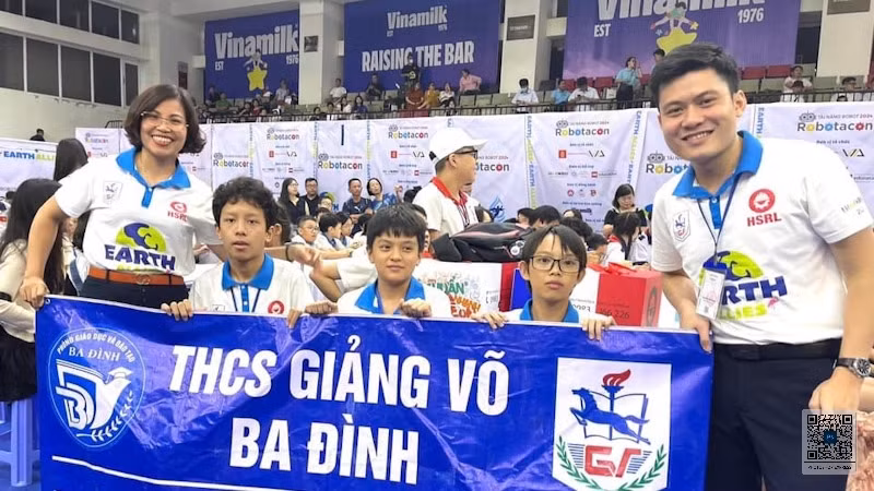 Đội thi Bảng B1 của Trường THCS Giảng Võ là 1 trong 3 đội đại diện cho Việt Nam tham gia vòng chung kết thế giới sẽ được tổ chức tại Thổ Nhĩ Kỳ vào tháng 11/2024.