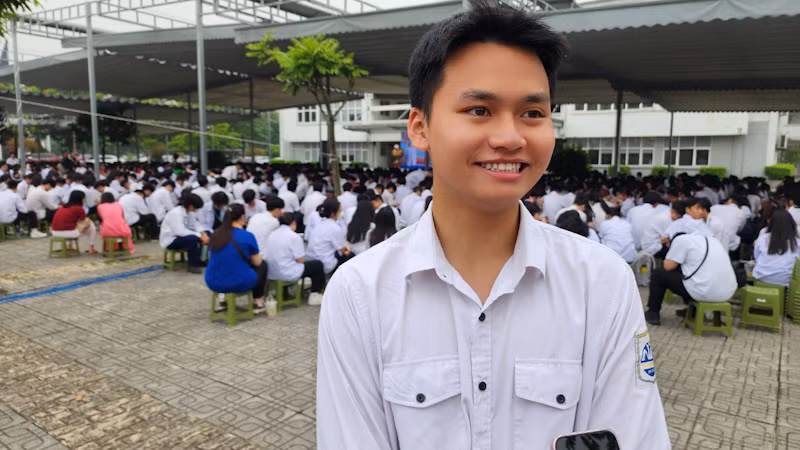 Ngôi trường có nhiều học sinh tài năng, thanh lịch ảnh 2 Ngôi trường có nhiều học sinh tài năng, thanh lịch ảnh 2