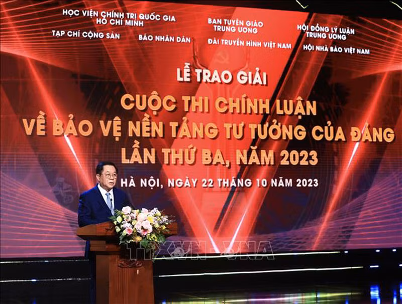 Đồng chí Nguyễn Trọng Nghĩa, Bí thư Trung ương Đảng, Trưởng Ban Tuyên giáo Trung ương, Phó Trưởng Ban Chỉ đạo 35 Trung ương phát biểu tổng kết cuộc thi năm 2023 và Phát động Cuộc thi chính luận lần thứ 4. (Ảnh: TTXVN) Đồng chí Nguyễn Trọng Nghĩa, Bí thư Trung ương Đảng, Trưởng Ban Tuyên giáo Trung ương, Phó Trưởng Ban Chỉ đạo 35 Trung ương phát biểu tổng kết cuộc thi năm 2023 và Phát động Cuộc thi chính luận lần thứ 4. (Ảnh: TTXVN)