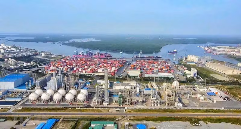Cảng biển là lợi thế thu hút đầu tư tại Bà Rịa-Vũng Tàu.