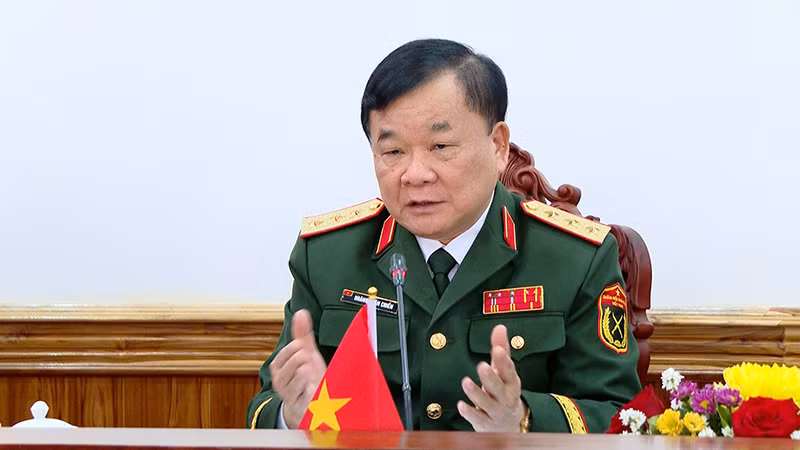 Thượng tướng Hoàng Xuân Chiến phát biểu tại Đối thoại. (Ảnh: Hải Tiến) Thượng tướng Hoàng Xuân Chiến phát biểu tại Đối thoại. (Ảnh: Hải Tiến)