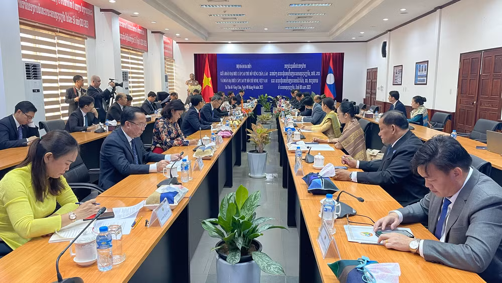 Quang cảnh hội đàm. (Ảnh: Hải Tiến) Quang cảnh hội đàm. (Ảnh: Hải Tiến)