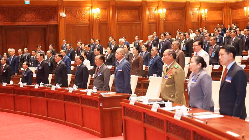 Các đại biểu tham dự lễ khai mạc. Ảnh: Cộng tác viên